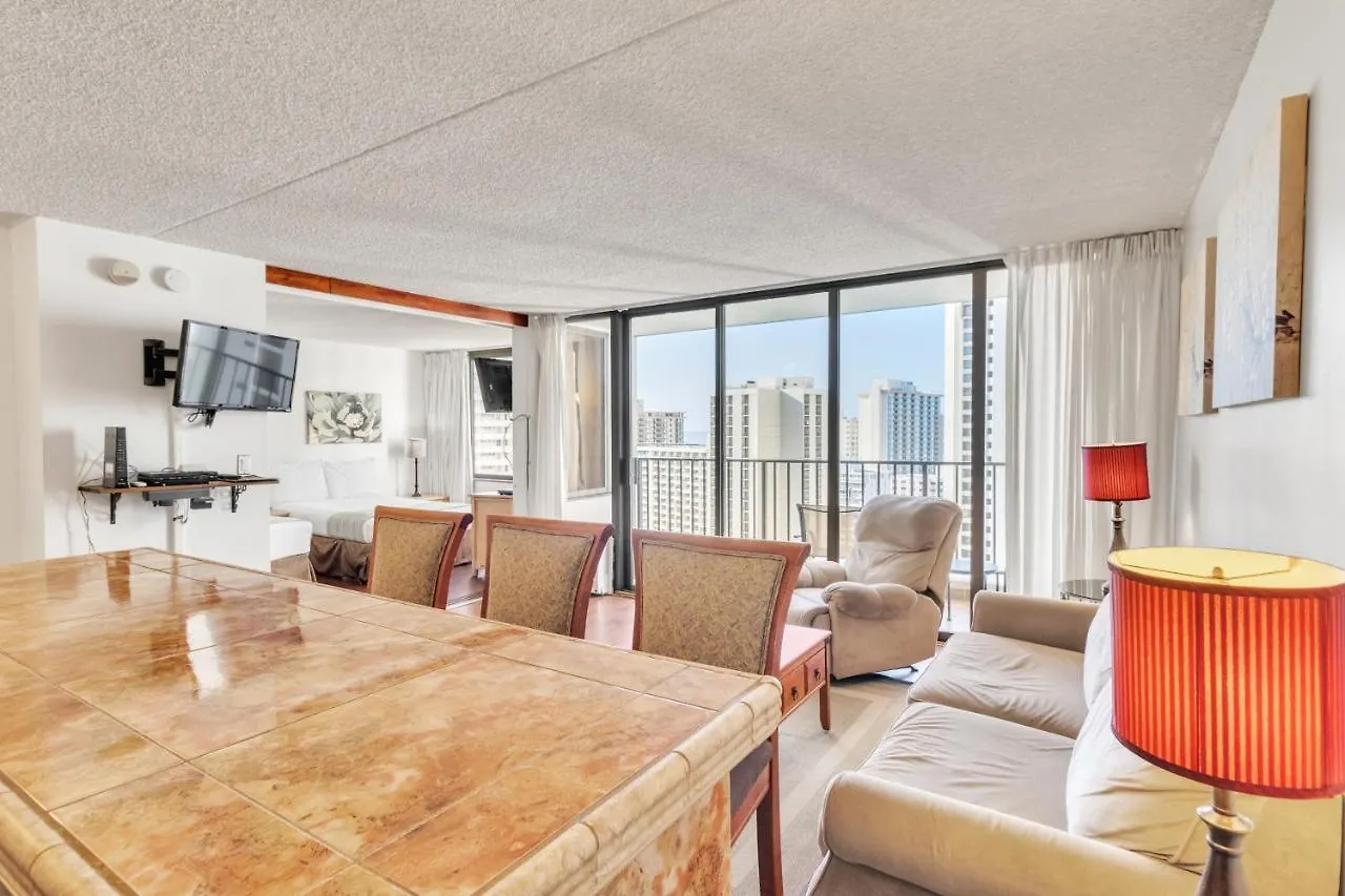 Sea View Condos At The Waikiki Banyan - Free Parking! Honolulu
