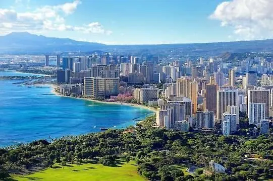 Sea View Condos At The Waikiki Banyan - Free Parking! Honolulu Apartament