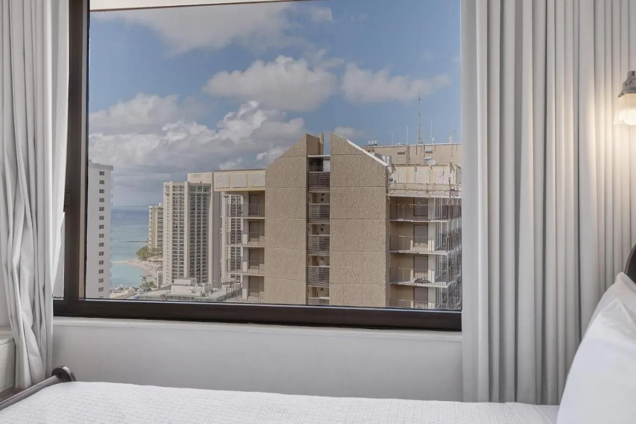 Sea View Condos At The Waikiki Banyan - Free Parking! Honolulu Apartament