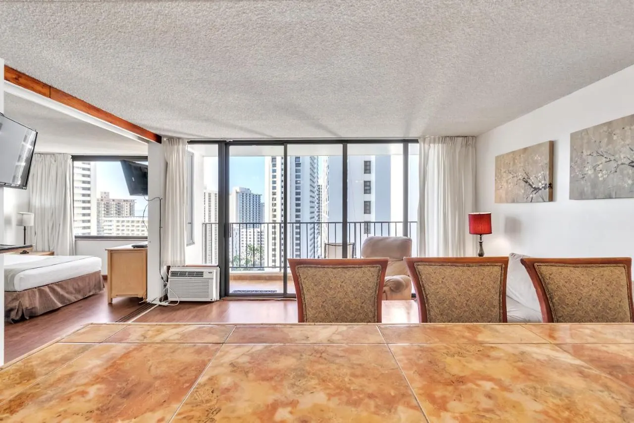Sea View Condos At The Waikiki Banyan - Free Parking! Honolulu Apartament