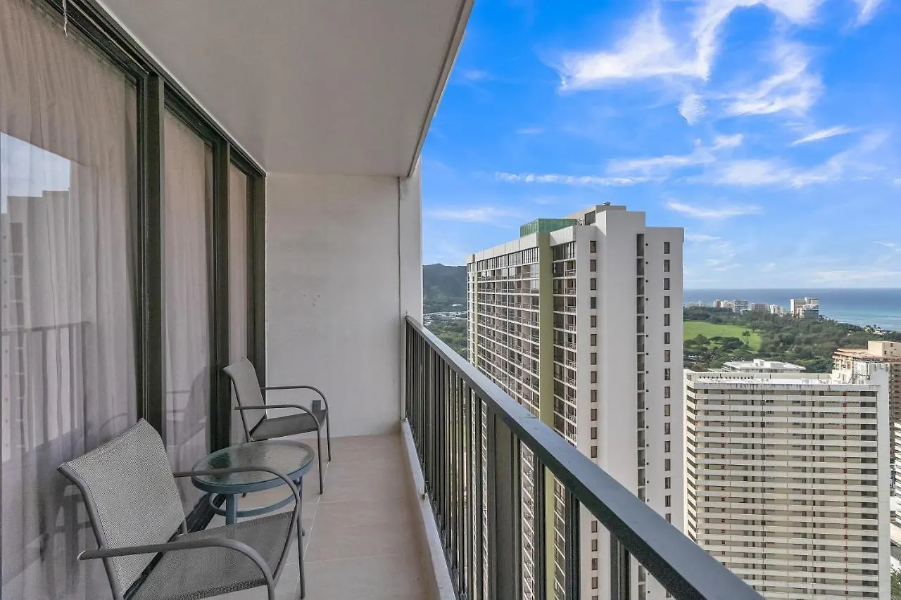 Apartament Sea View Condos At The Waikiki Banyan - Free Parking! Honolulu
