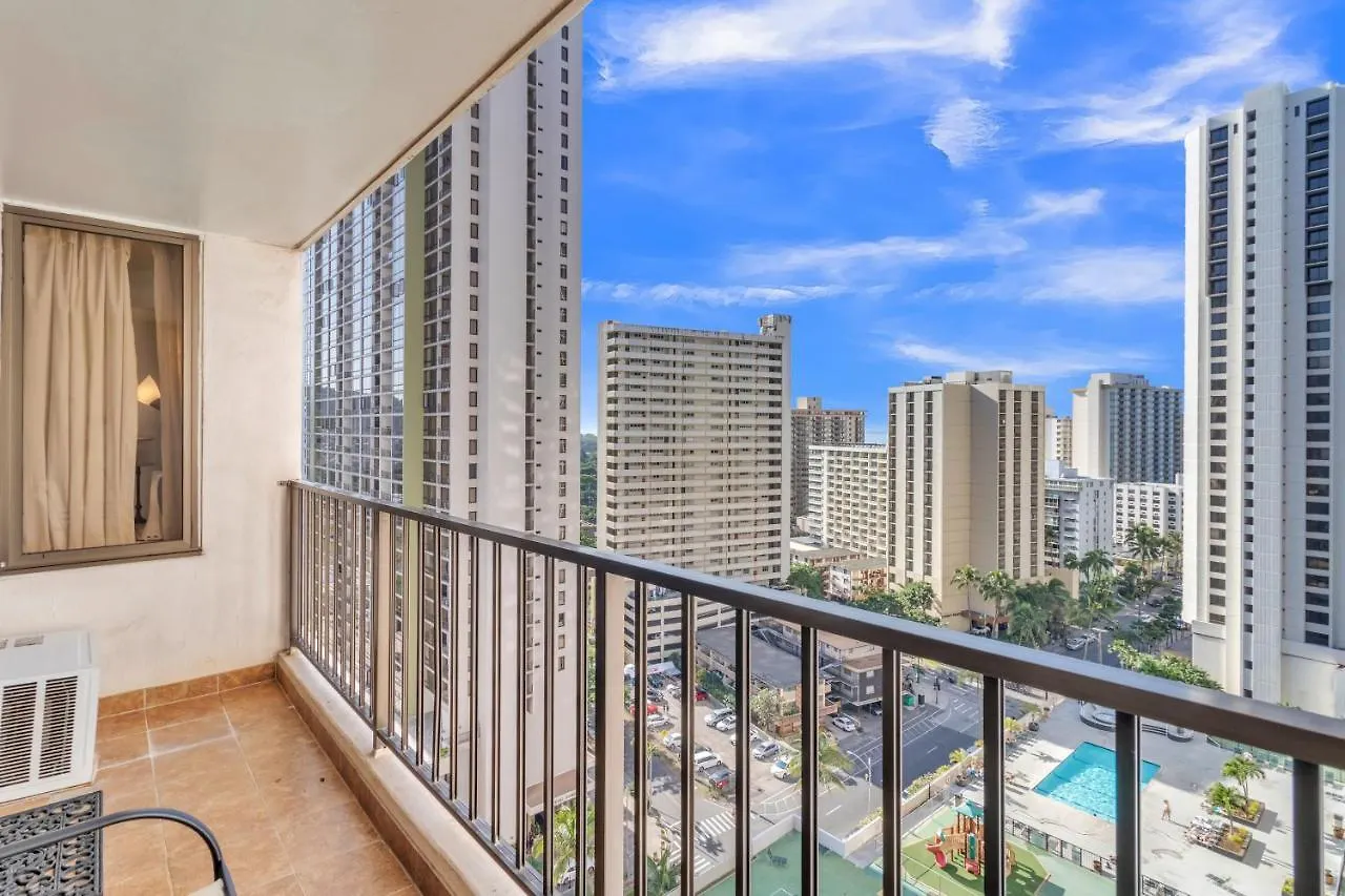 شقة هونولولو Sea View Condos At The Waikiki Banyan - Free Parking!